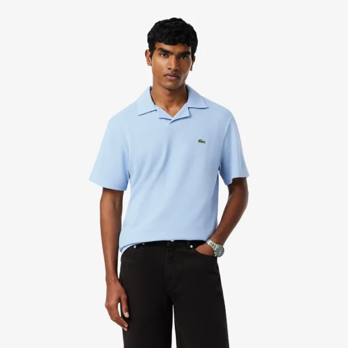 Poloshirts aus Baumwolle und Leinen in klassischer Passform Poloshirts aus Baumwolle und Leinen in klassischer Passform