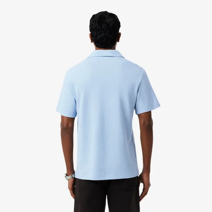 Poloshirts aus Baumwolle und Leinen in klassischer Passform Poloshirts aus Baumwolle und Leinen in klassischer Passform