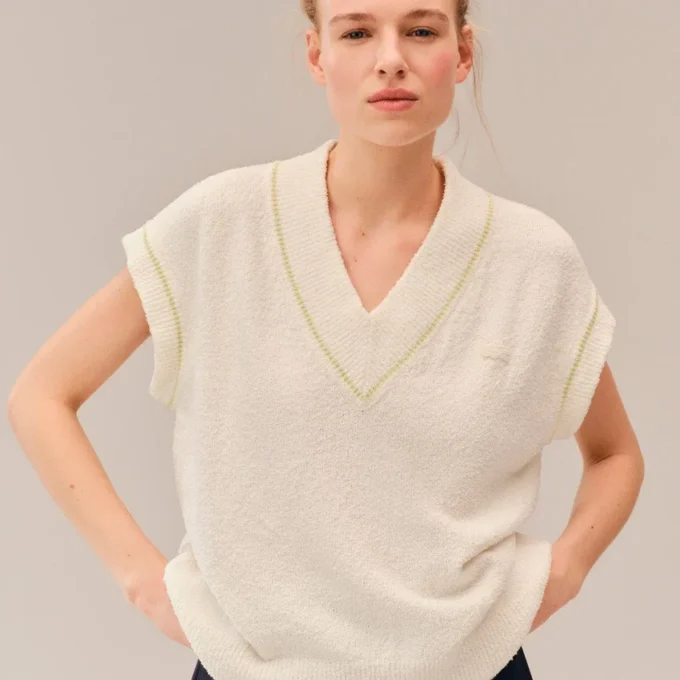 Ärmellose Strickweste aus The Blend mit V-Ausschnitt Ärmellose Strickweste aus The Blend mit V-Ausschnitt