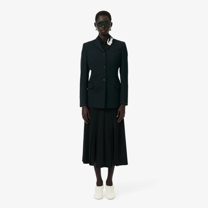 Runway-Blazer aus leichter Wolle Runway-Blazer aus leichter Wolle