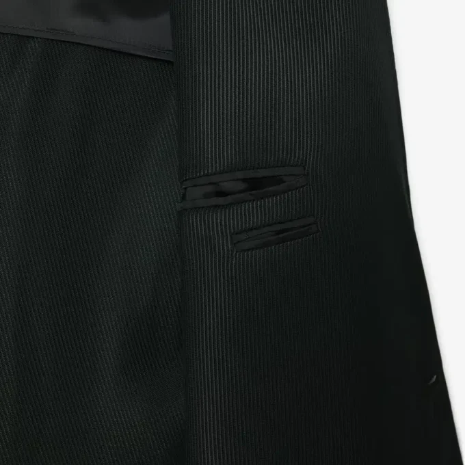 Runway-Blazer aus Satin mit Schalkragen Runway-Blazer aus Satin mit Schalkragen