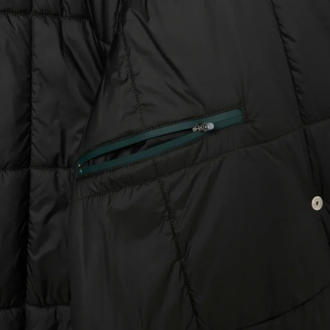 Runway Lange, schillernde Pufferjacke Runway Lange, schillernde Pufferjacke