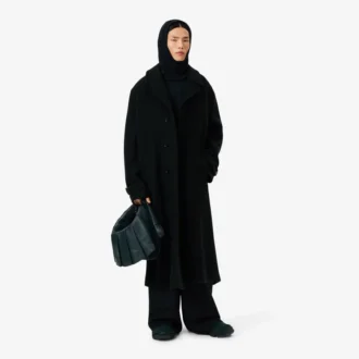 Runway-Mantel aus gekochter Wolle
