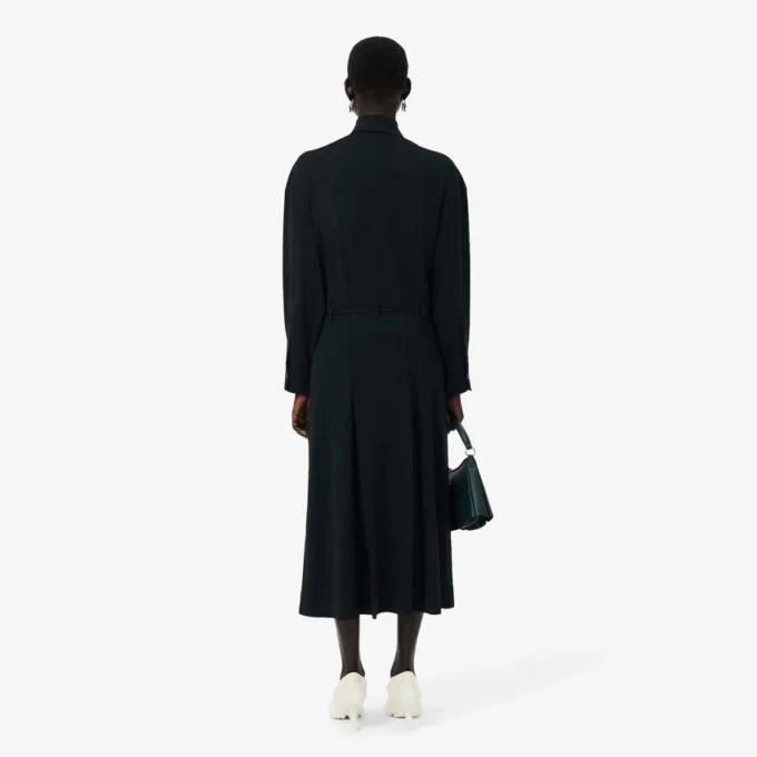 Runway-Poloshirt-Maxikleid mit Plissee Runway-Poloshirt-Maxikleid mit Plissee