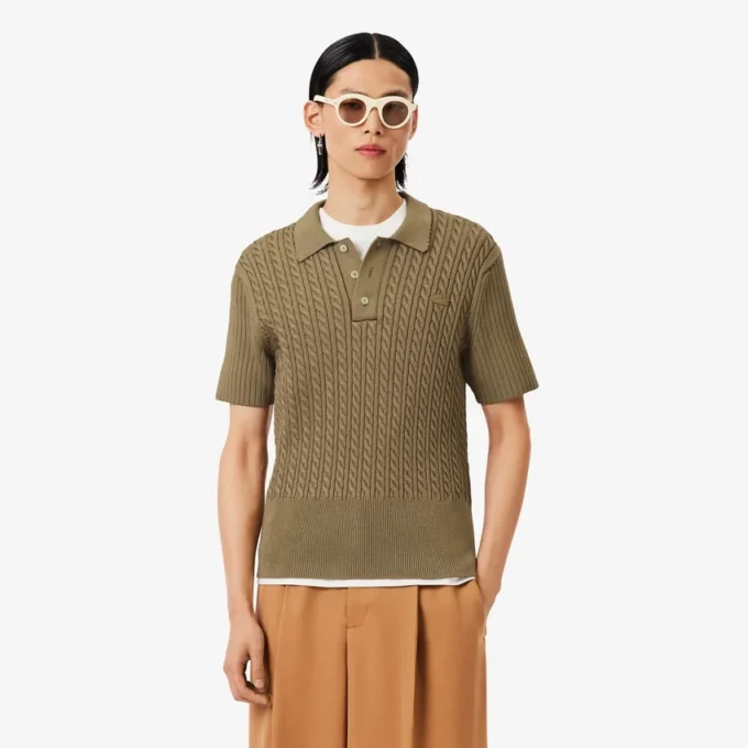 Runway-Pullover mit Zopfmuster und Poloshirt-Kragen Runway-Pullover mit Zopfmuster und Poloshirt-Kragen