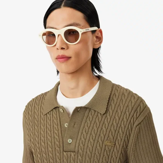 Runway-Pullover mit Zopfmuster und Poloshirt-Kragen Runway-Pullover mit Zopfmuster und Poloshirt-Kragen