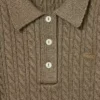 Runway-Pullover mit Zopfmuster und Poloshirt-Kragen Runway-Pullover mit Zopfmuster und Poloshirt-Kragen
