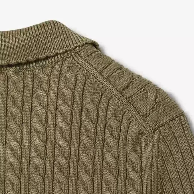 Runway-Pullover mit Zopfmuster und Poloshirt-Kragen Runway-Pullover mit Zopfmuster und Poloshirt-Kragen