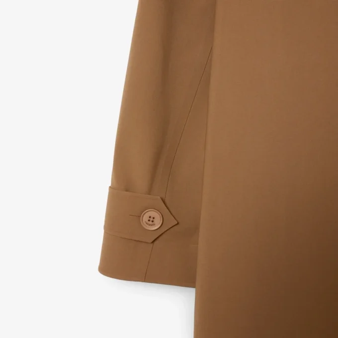 Runway-Trenchcoat aus Woll-Blend Runway-Trenchcoat aus Woll-Blend