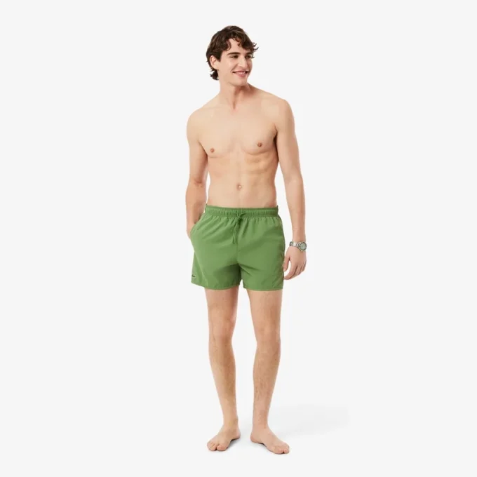 Schnelltrocknende Bademode für Herren in Retroshorts-Form Schnelltrocknende Bademode für Herren in Retroshorts-Form