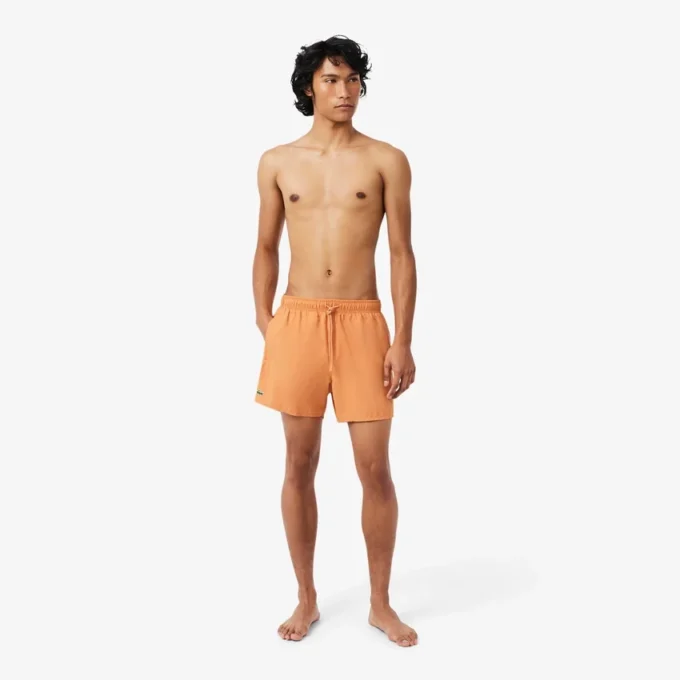 Schnelltrocknende Bademode für Herren in Retroshorts-Form Schnelltrocknende Bademode für Herren in Retroshorts-Form
