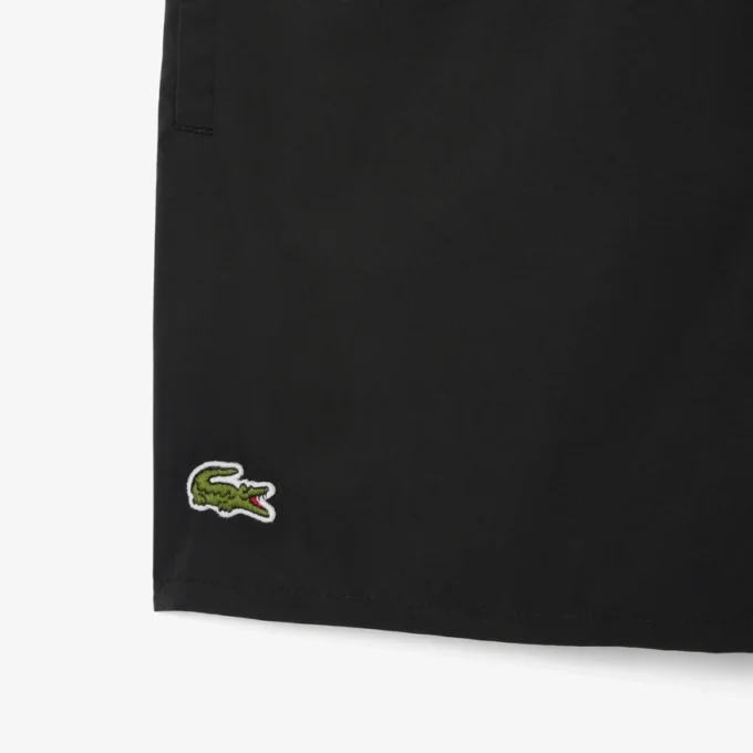 Schnelltrocknende Bademode für Herren in Retroshorts-Form Schnelltrocknende Bademode für Herren in Retroshorts-Form
