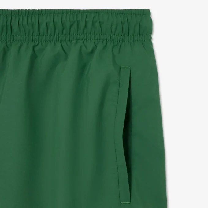 Schnelltrocknende Bademode für Herren in Retroshorts-Form Schnelltrocknende Bademode für Herren in Retroshorts-Form