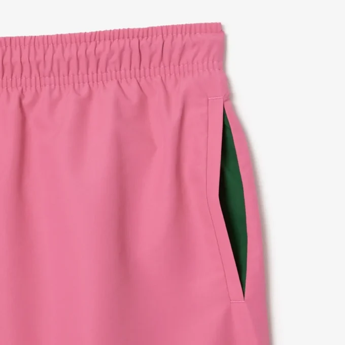 Schnelltrocknende Bademode für Herren in Retroshorts-Form Schnelltrocknende Bademode für Herren in Retroshorts-Form