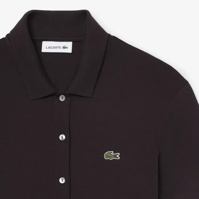 Stretch-Piqué-Poloshirt-Kleid mit Falten Stretch-Piqué-Poloshirt-Kleid mit Falten