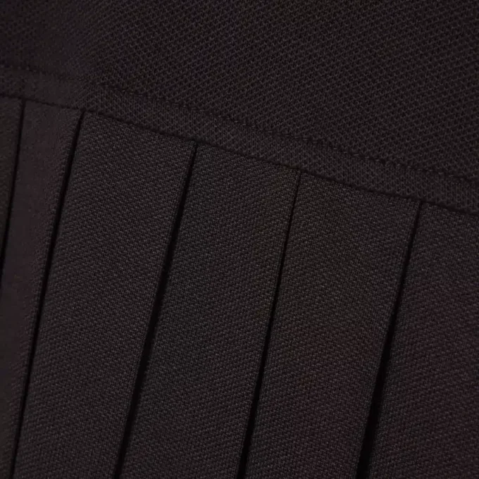 Stretch-Piqué-Poloshirt-Kleid mit Falten Stretch-Piqué-Poloshirt-Kleid mit Falten