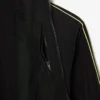 Wasserabweisende Herrenjacke mit Reißverschluss und Kontrastdetails Wasserabweisende Herrenjacke mit Reißverschluss und Kontrastdetails
