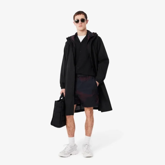 Wasserabweisende, lange, packbare Herrenjacke Wasserabweisende, lange, packbare Herrenjacke