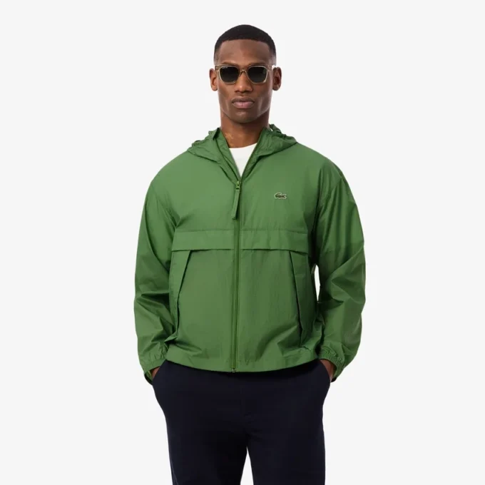 Wasserabweisende, leichte, packbare Jacke Wasserabweisende, leichte, packbare Jacke