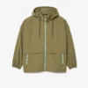 Wasserabweisende Windjacke für Herren mit abnehmbarer Kapuze Wasserabweisende Windjacke für Herren mit abnehmbarer Kapuze