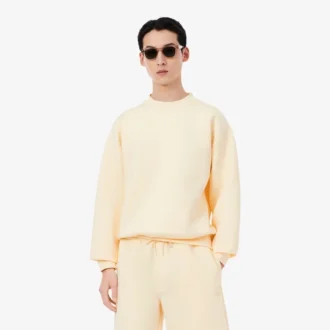 Weit geschnittenes Sweatshirt mit Stickerei Weit geschnittenes Sweatshirt mit Stickerei